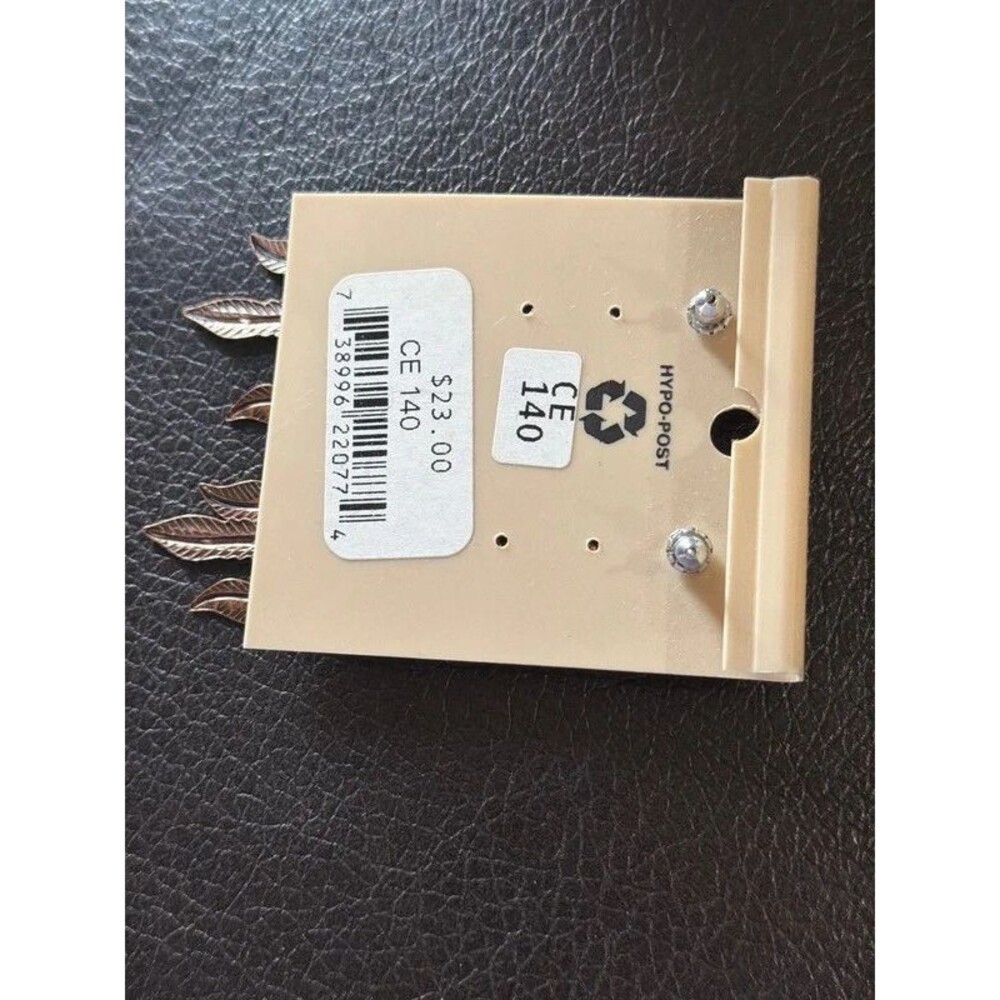 Beautiful earrings - Picture 2 of 2